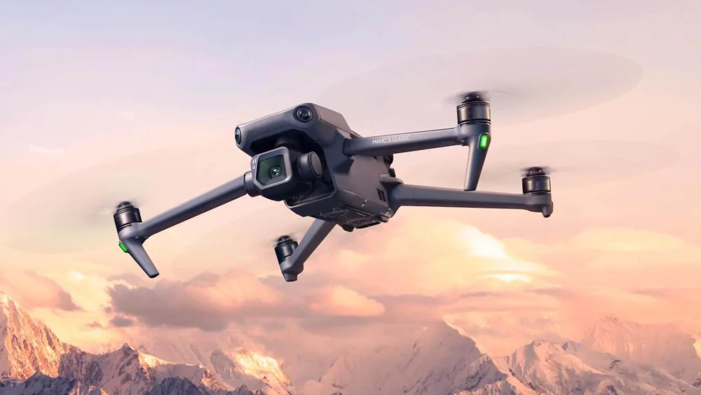 دوربین Hasselblad بر روی پهپاد DJI Mavic 3 برای تصویربرداری دقیق